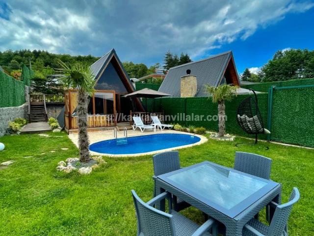 Nevada Bungalov Oval Havuzlu ve Jakuzili Sapanca